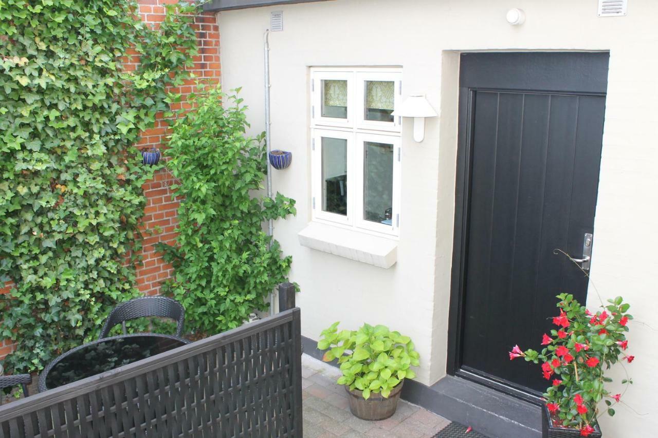Amalie Bed And Breakfast & Apartments Odense Dış mekan fotoğraf